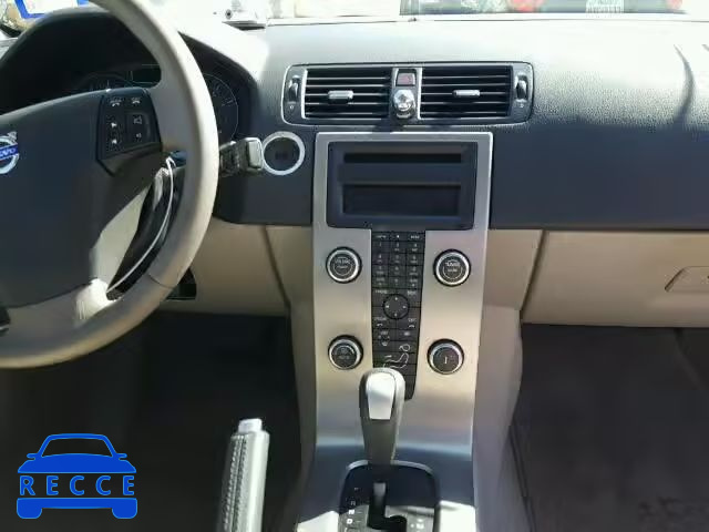2010 VOLVO C70 YV1672MC0AJ091590 image 8