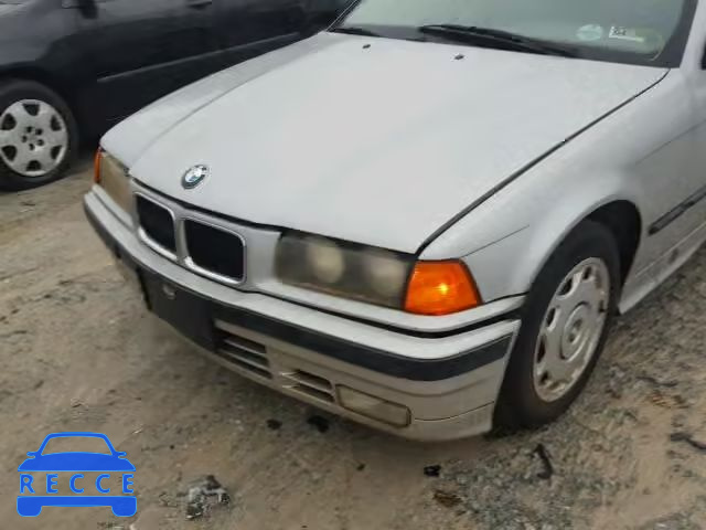 1993 BMW 318 WBACA5318PFG06939 image 8