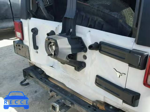 2009 JEEP WRANGLER 1J8FA24129L718076 image 8