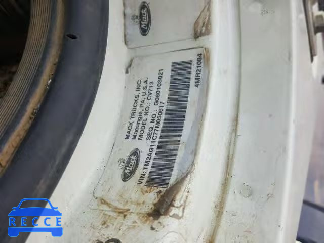 2007 MACK 700 1M2AG11C77M050617 image 9