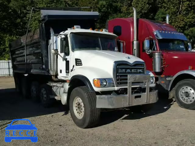 2005 MACK 700 1M2AG10C75M027160 image 0