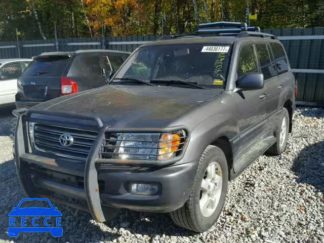 2004 TOYOTA LAND CRUIS JTEHT05J542057022 image 1