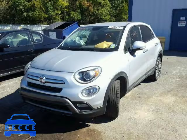 2016 FIAT 500X ZFBCFXCT0GP324001 Bild 1