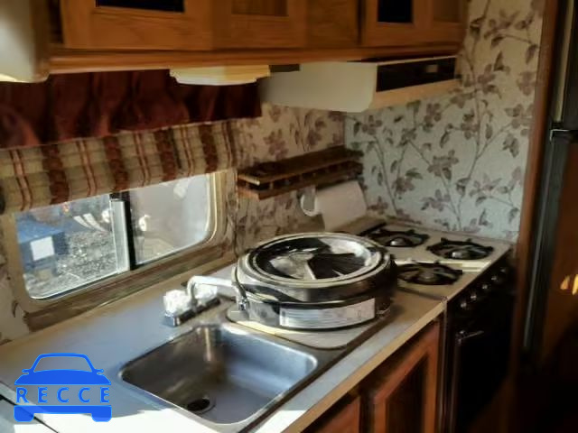 1984 CHEVROLET P30 1GBJP37J7E3317106 image 8