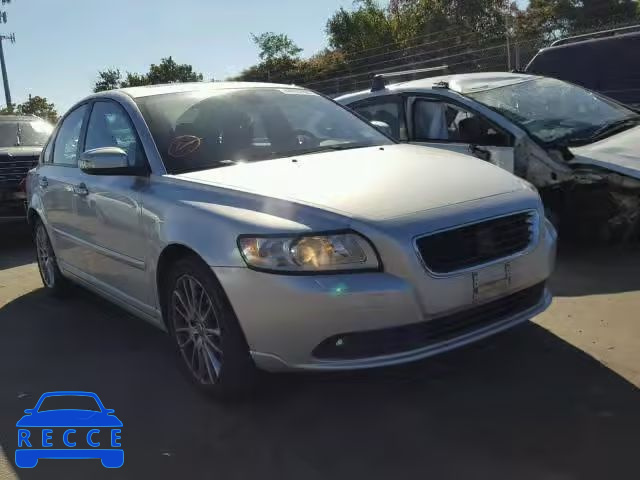 2010 VOLVO S40 YV1390MS8A2511874 image 0