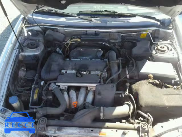 2001 VOLVO V40 YV1VW29551F612735 image 6