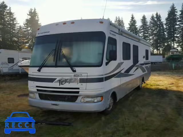 2005 WORKHORSE CUSTOM CHASSIS MOTORHOME 5B4LP57G153395553 Bild 1