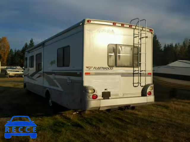 2005 WORKHORSE CUSTOM CHASSIS MOTORHOME 5B4LP57G153395553 image 2