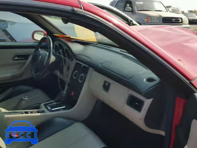 1999 MERCEDES-BENZ SLK WDBKK47F0XF089451 image 4
