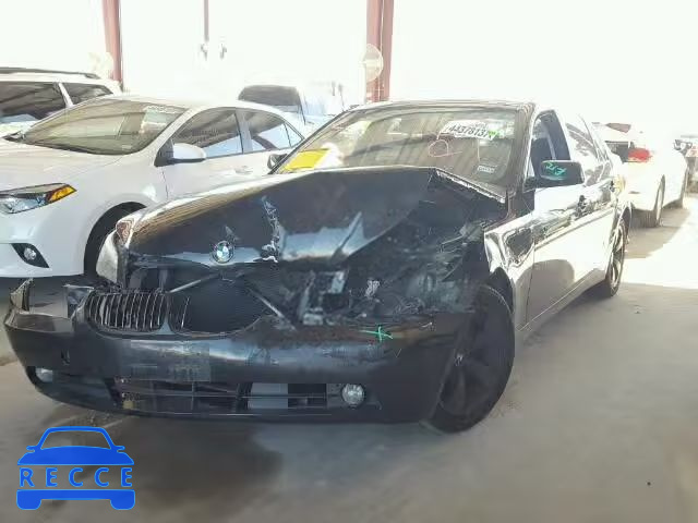 2007 BMW 525 WBANE53537CY05749 Bild 1