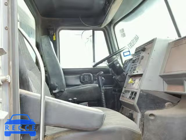 2000 MACK 700 1M2AD62CXYW009814 image 4