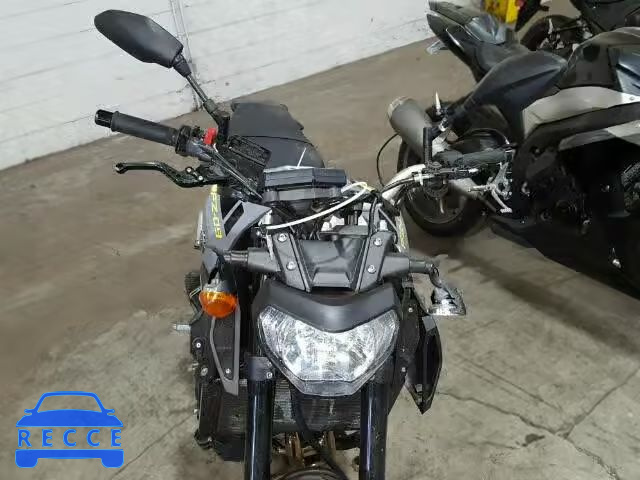 2016 YAMAHA FZ09 JYARN33E5GA011691 image 8