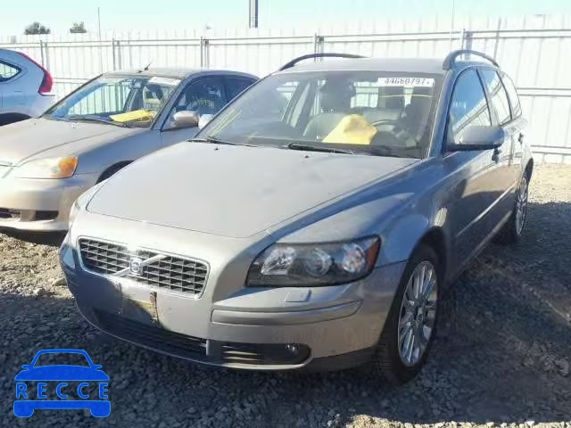 2005 VOLVO V50 YV1MJ682X52072255 Bild 1