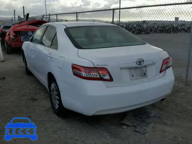 2011 TOYOTA CAMRY BASE 4T4BF3EK1BR209862 зображення 2