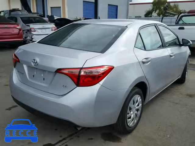 2018 TOYOTA COROLLA 5YFBURHE3JP743261 зображення 3