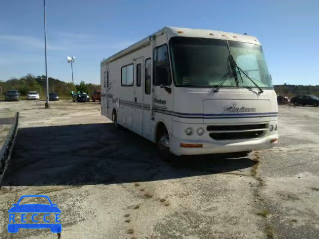 2000 WORKHORSE CUSTOM CHASSIS MOTORHOME 5B4LP37J2Y3320770 Bild 0