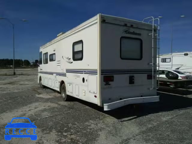 2000 WORKHORSE CUSTOM CHASSIS MOTORHOME 5B4LP37J2Y3320770 зображення 2