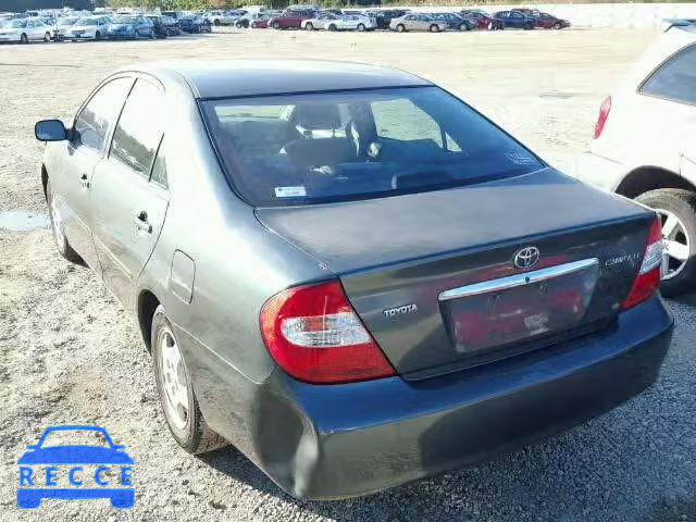 2003 TOYOTA CAMRY LE 4T1BF32K33U046860 image 2