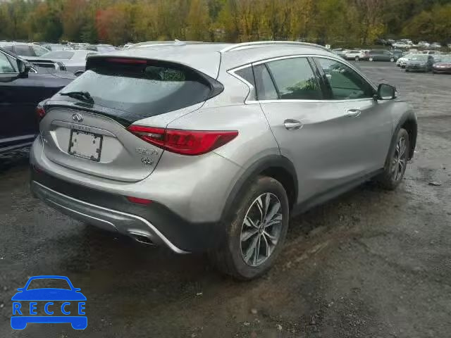 2017 INFINITI QX30 SJKCH5CR1HA026557 image 3