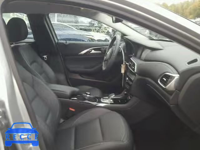 2017 INFINITI QX30 SJKCH5CR1HA026557 image 4