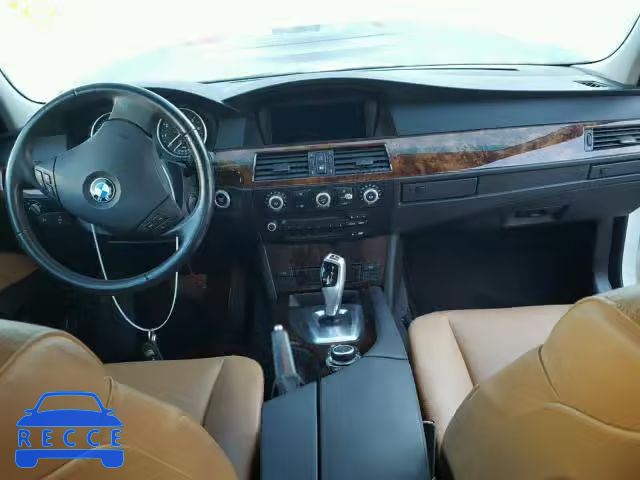 2009 BMW 528 WBANU53519C119179 Bild 8