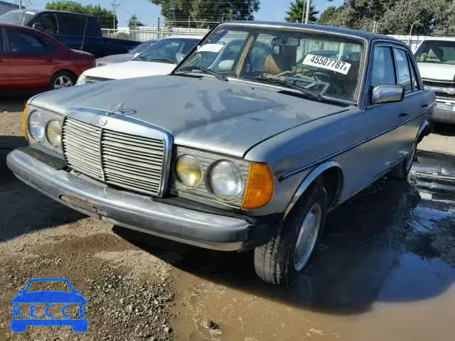 1983 MERCEDES-BENZ 240 WDBAB23A0DB399743 зображення 1