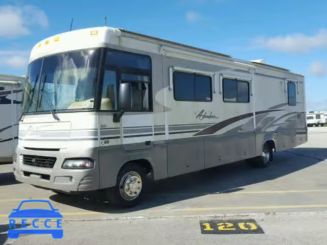 2002 WORKHORSE CUSTOM CHASSIS MOTORHOME 5B4MP67G123353230 Bild 1