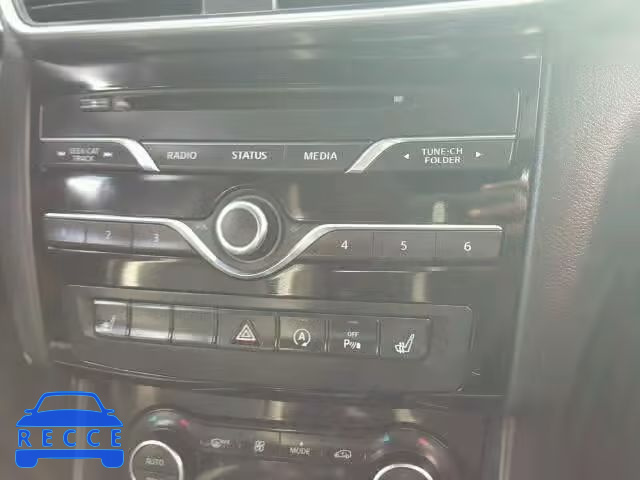 2018 INFINITI QX30 SJKCH5CP6JA044783 image 8