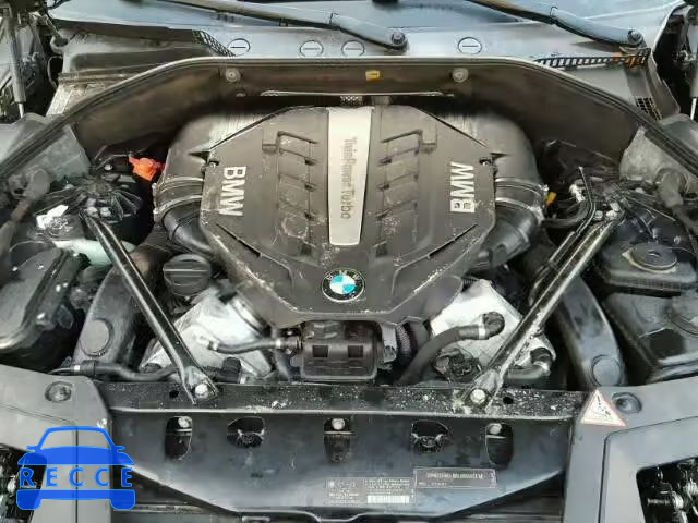 2011 BMW 550 WBASN4C55BC210018 Bild 6