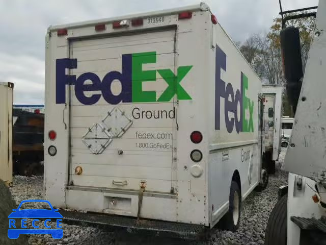 2001 FREIGHTLINER CHASSIS 4UZAANBW61CH53160 Bild 3