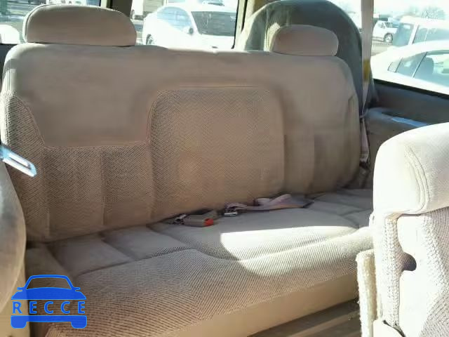 1997 CHEVROLET SUBURBAN 1GNFK16R0VJ315244 image 8