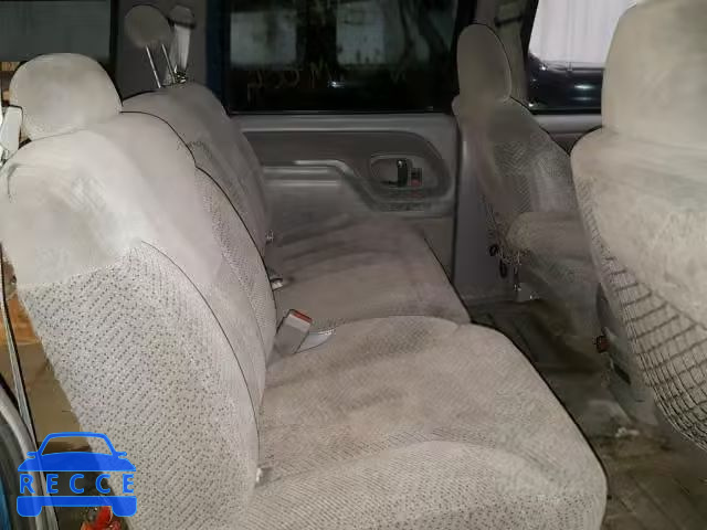 1995 CHEVROLET SUBURBAN 1GNFK16K8SJ328628 image 5