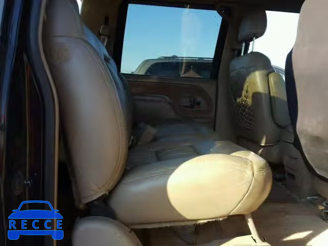 1999 GMC SUBURBAN K 3GKFK16R3XG503077 Bild 5