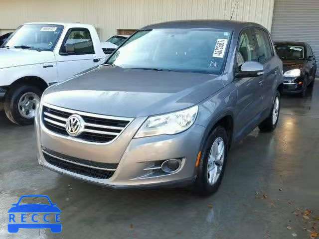 2011 VOLKSWAGEN TIGUAN S WVGAV7AXXBW513763 image 1