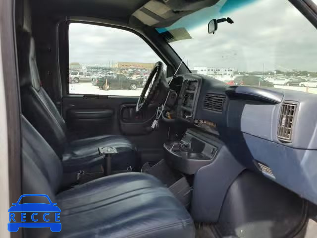 1998 CHEVROLET EXPRESS G2 1GCFG25W3W1040252 image 4