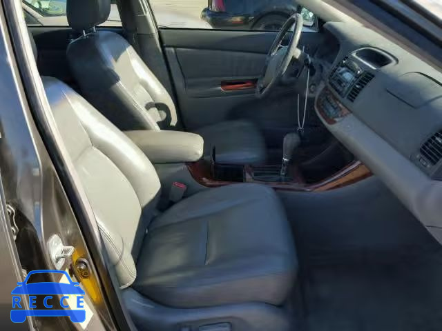 2003 TOYOTA CAMRY LE JTDBF30K430142785 image 4
