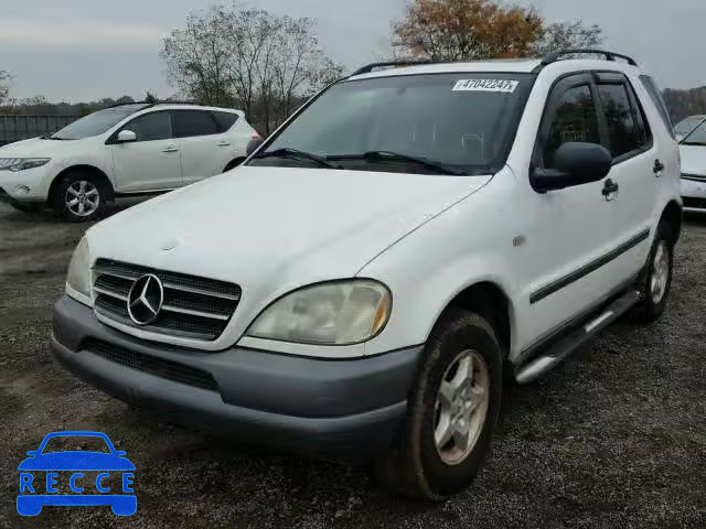 1999 MERCEDES-BENZ ML 320 4JGAB54E7XA125806 зображення 1