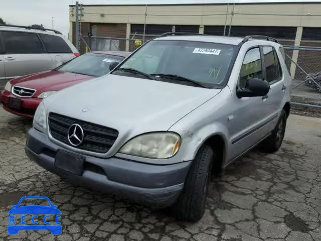 1999 MERCEDES-BENZ ML 320 4JGAB54EXXA134533 зображення 1