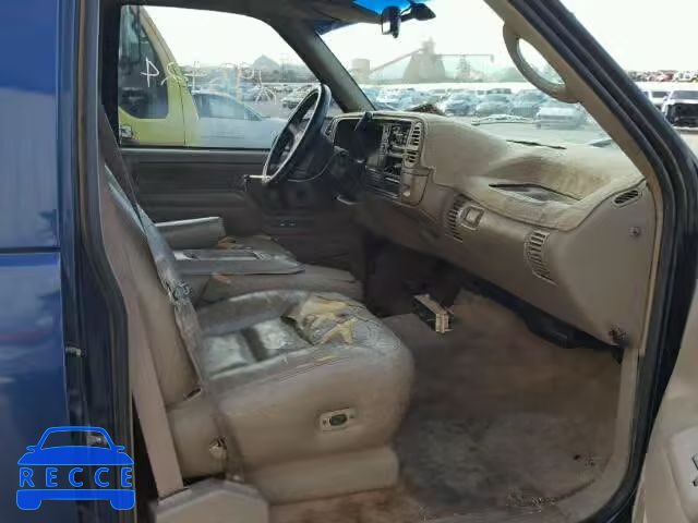 1996 CHEVROLET SUBURBAN 3GNGK26R0TG147923 Bild 4