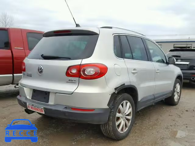 2011 VOLKSWAGEN TIGUAN S WVGBV7AX0BW514456 image 3