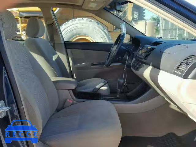 2003 TOYOTA CAMRY LE JTDBF32K530141271 image 4