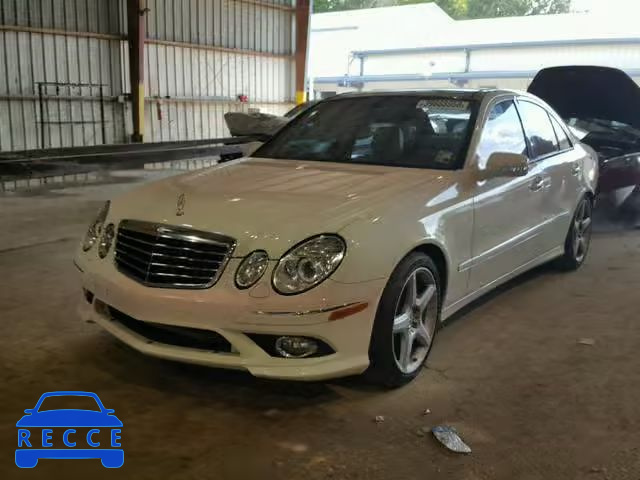 2008 MERCEDES-BENZ E 550 WDBUF72X48B328183 Bild 1