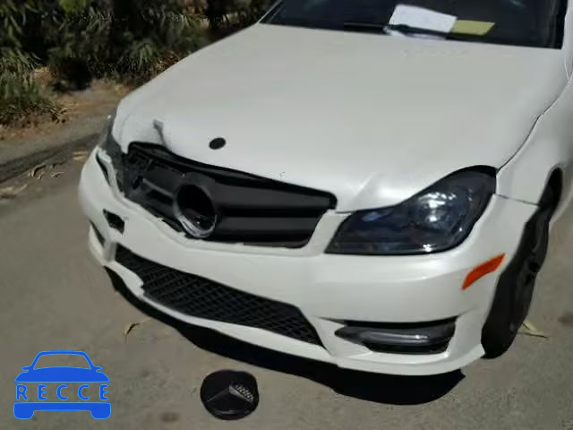 2013 MERCEDES-BENZ C 350 WDDGJ5HB9DF964622 image 8