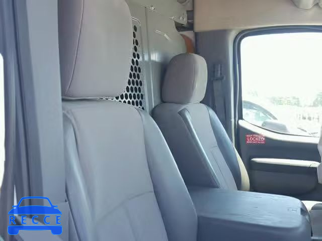 2015 NISSAN NV 2500 1N6BF0LX8FN808346 image 5