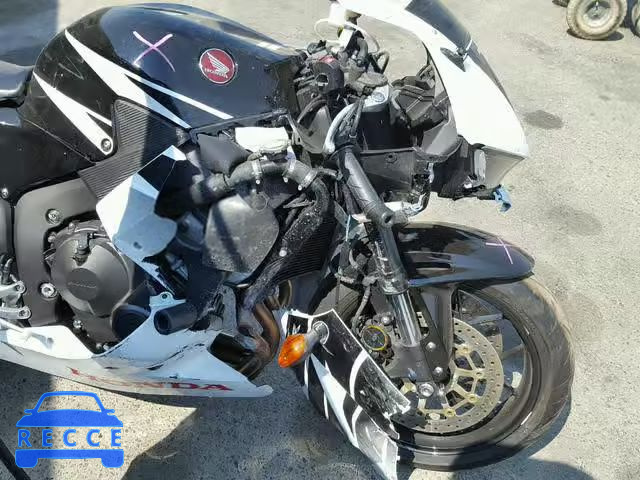 2016 HONDA CBR600 RR JH2PC40H0GK200126 image 8