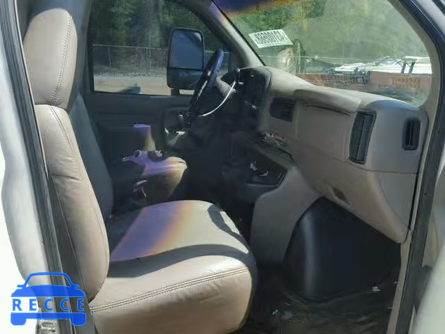 2001 GMC SAVANA CUT 1GDJG31RX11213897 image 4