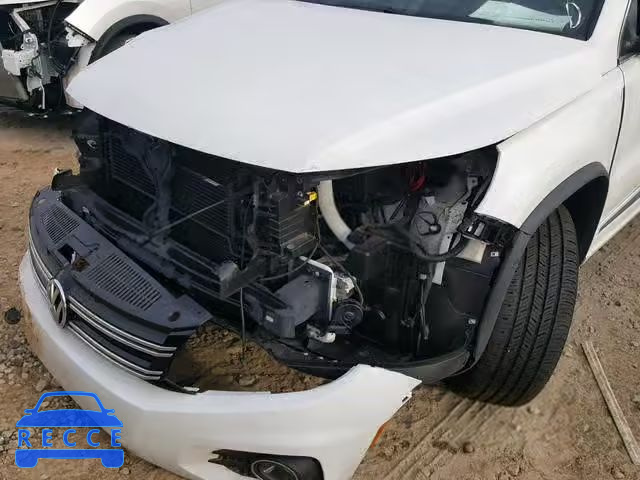 2017 VOLKSWAGEN TIGUAN SPO WVGTV7AX0HK041842 image 8