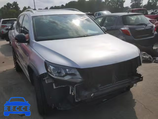 2017 VOLKSWAGEN TIGUAN SPO WVGTV7AX4HK019844 image 0