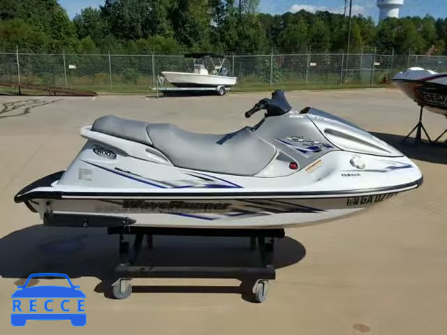 2000 YAMAHA WAVERUNNER YAMA3293H900 image 0