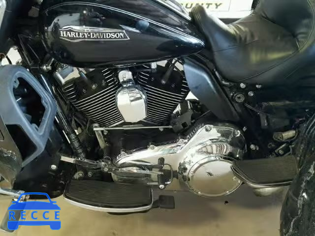 2016 HARLEY-DAVIDSON FLHTCUTG T 1HD1MAL16GB851140 Bild 6